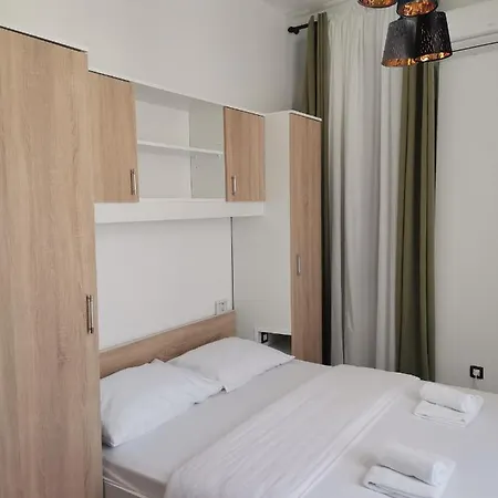 Elin's In Center Apartman Póla