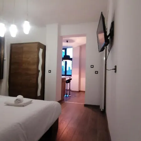 Elin's In Center Apartman